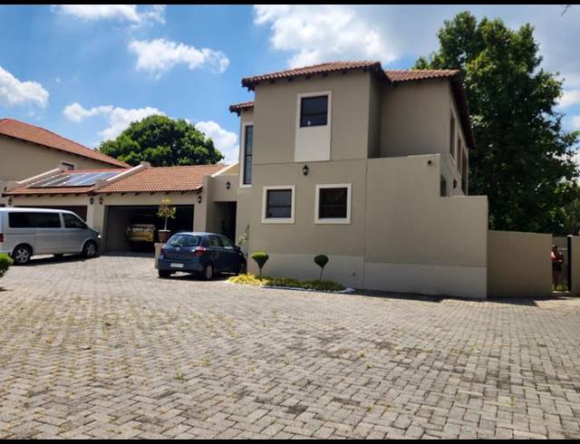 3 BEDROOM TOWNHOUSE FOR SALE IN RANDHART